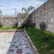 Concreto estampado y jardineras