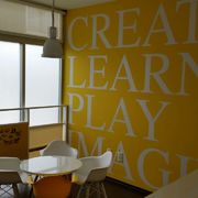 Interiorismo cuarto de juegos y estudio
