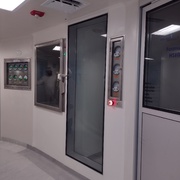 Trabajos con acabados sanitarios en muro y plafón .