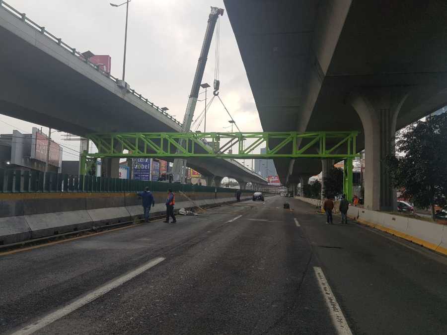 Puente peatonal periferico