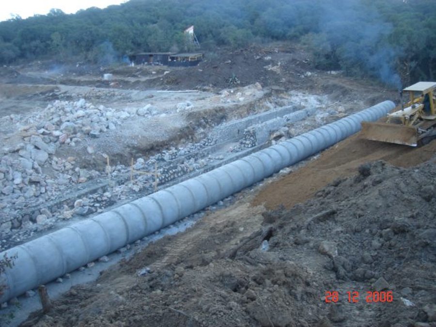 Obras de drenaje para vías terrestres