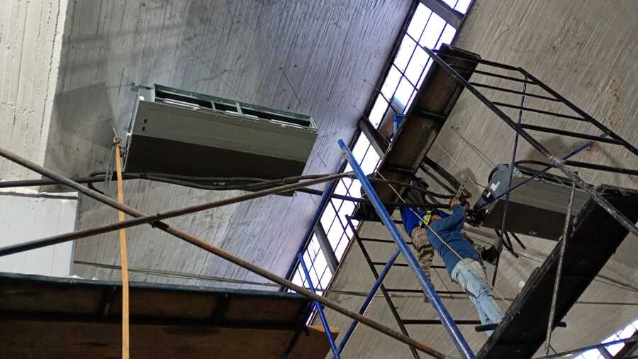 INSTALACION DE EQUIPOS FAN & COIL