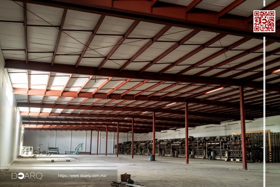Almacén con diseño estructural en acero