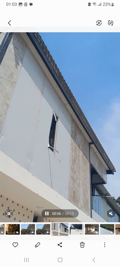 Nave industrial en segundo piso con pergolado en IPR