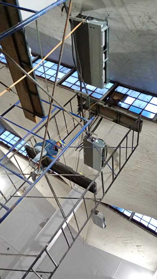 INSTALACION DE EQUIPOS FAN & COIL