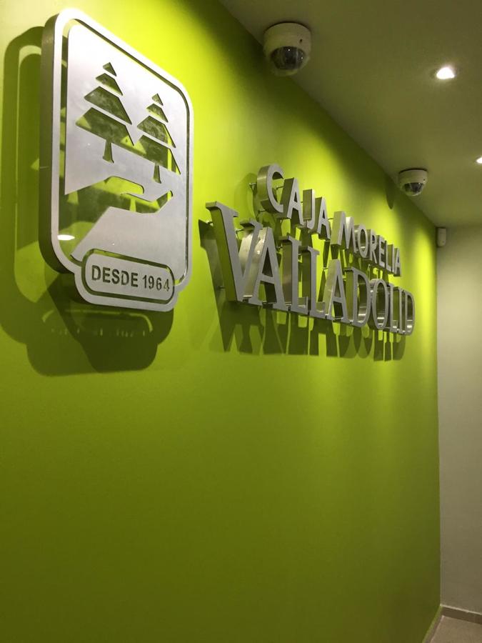 Letras para la Caja Morelia Valladolid