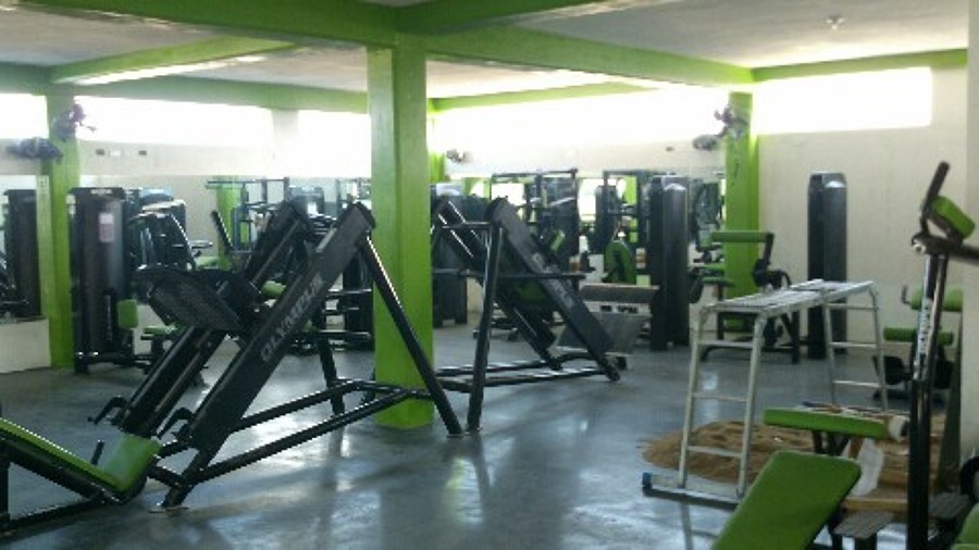 MOBILIARIO INTERIOR ED. CHESTER GYM