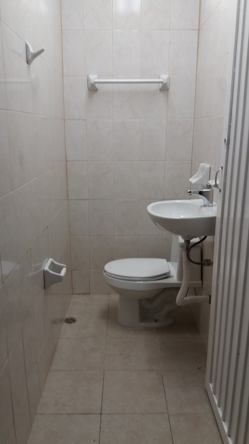 INSTALACION DE ACCESORIOS DE BAÑOS