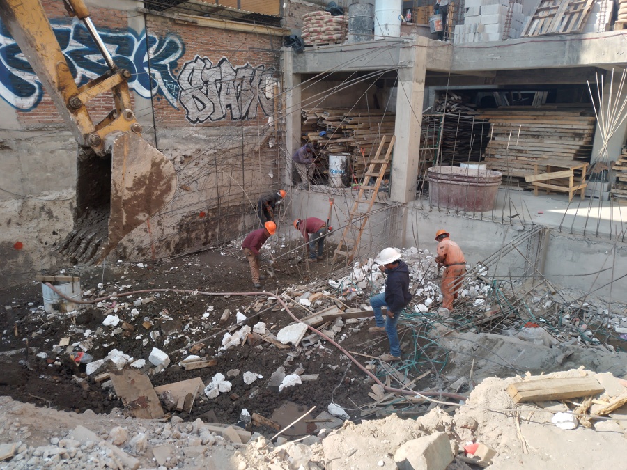 LIMPIEZA EN EXCAVACION