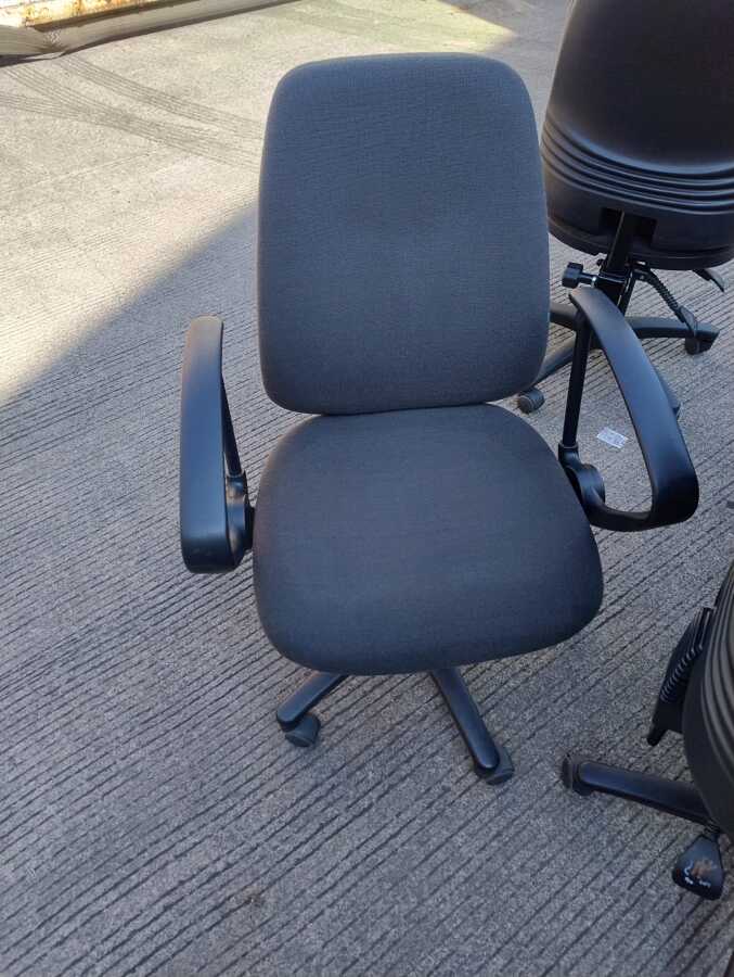 Mantenimiento de Mobiliario y Equipo