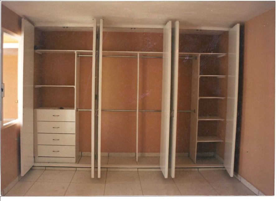 closet puertas abatibles 