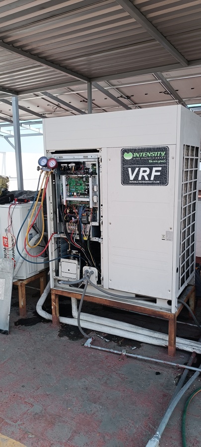 Toma de parámetros a equipo VRF