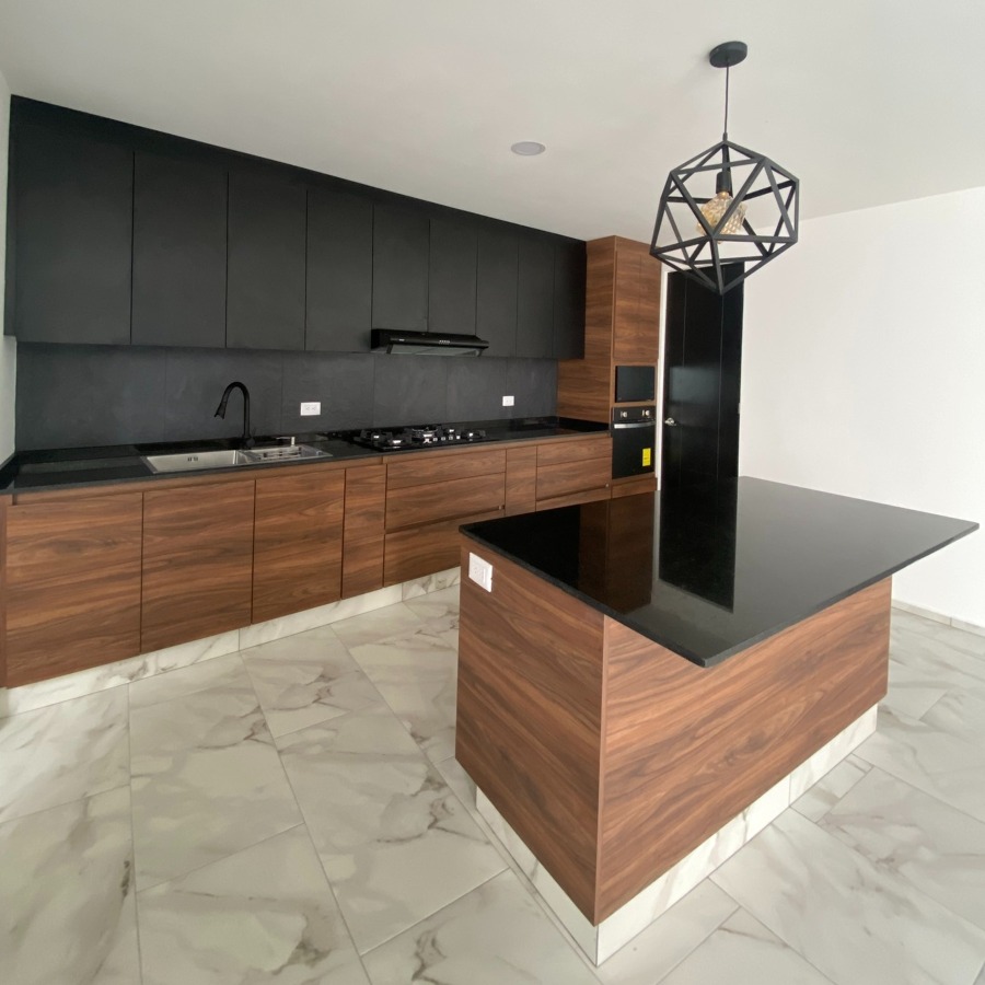 Cocina moderna con estética refinada