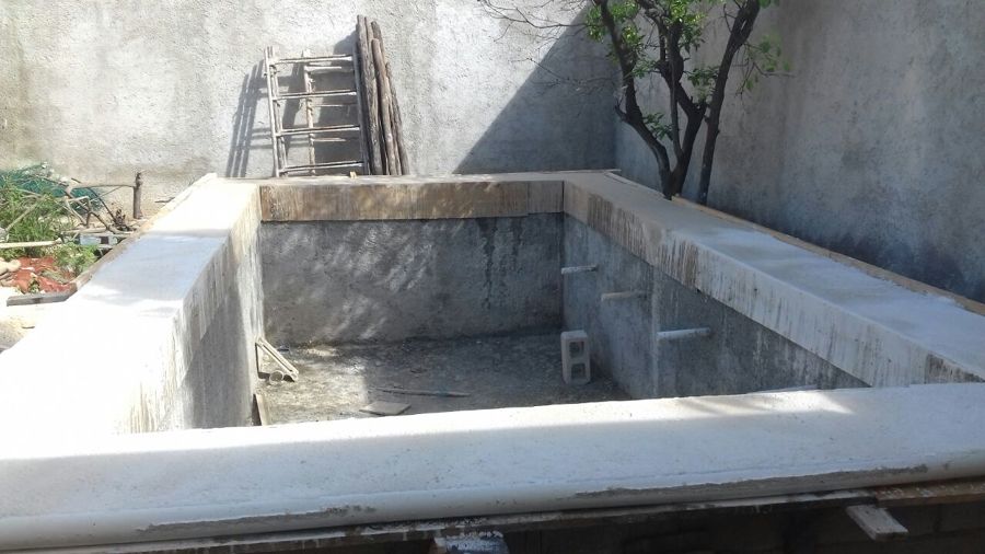 Contrucción Andén para alberca | Piscina