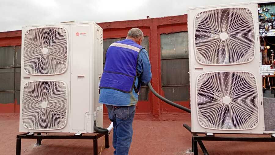 INSTALACION DE EQUIPOS FAN & COIL