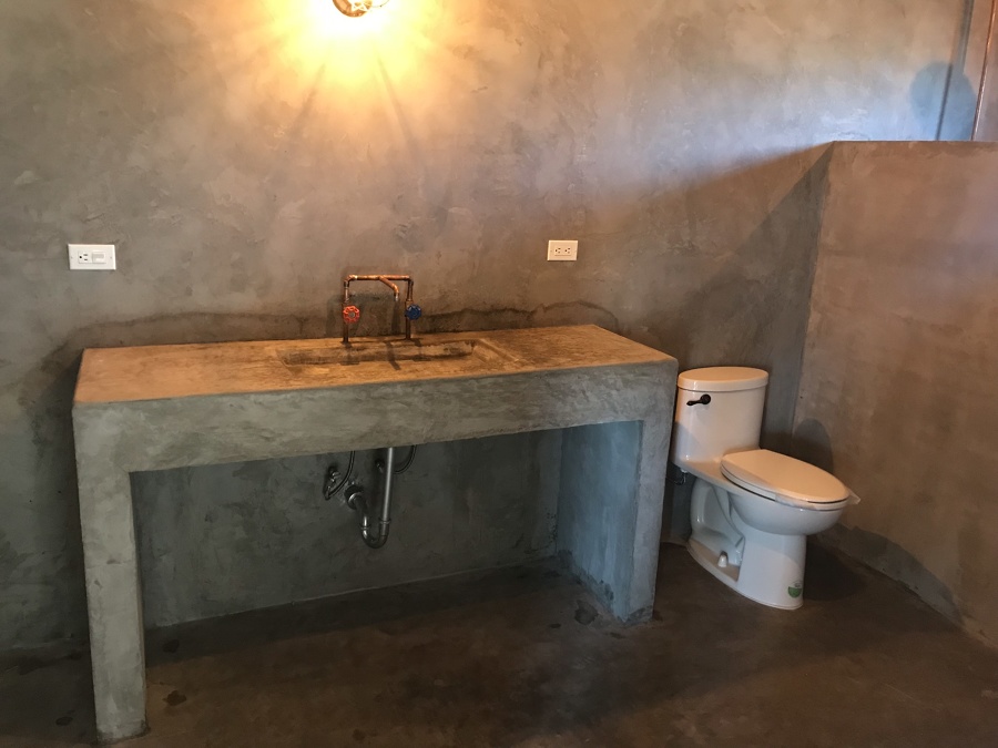 Foto: Bańo Rustico en Cabańas de Construcciónes Y Remodelaciones Rivas