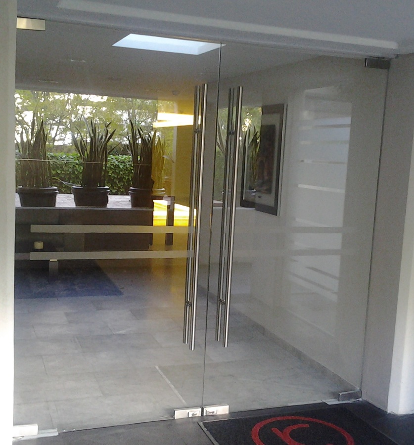 Acceso de cristal templado