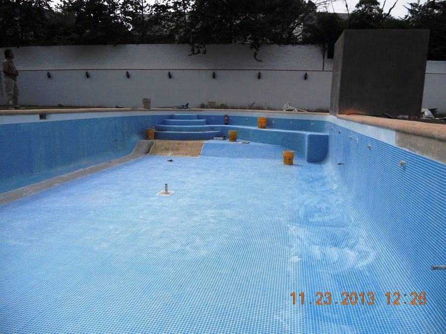 Alberca Instalando veneciano