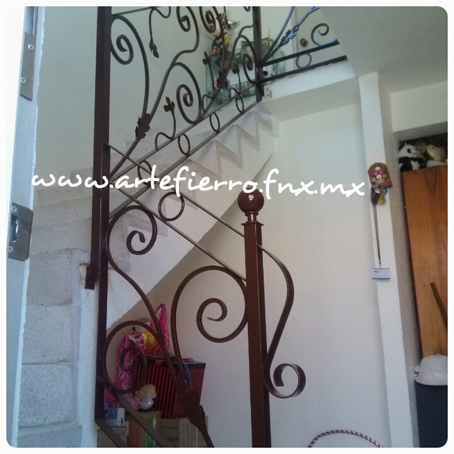 Barandal de hierro forjado