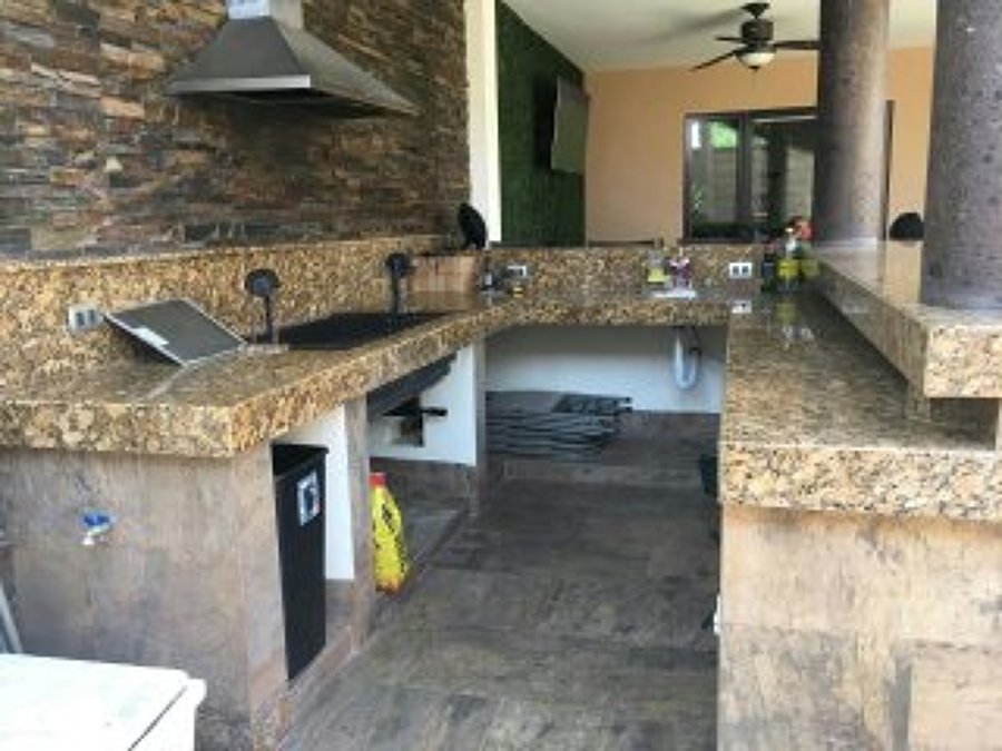 Barra con Asador