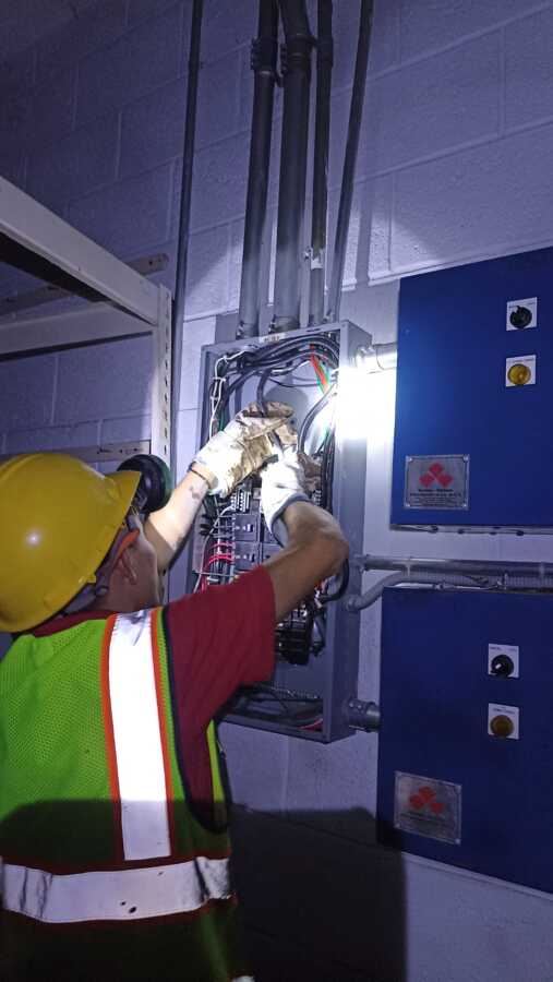 Instalación de tableros eléctricos
