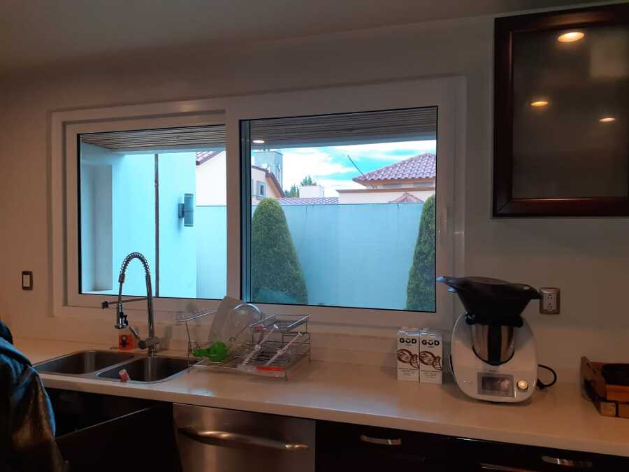 Ventana corredera blanco