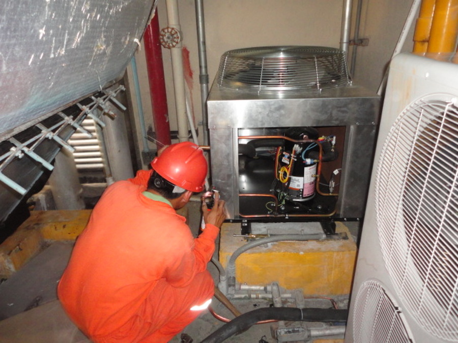 NSTALACION DE CLIIMA DE PAQUETE 25 TON.