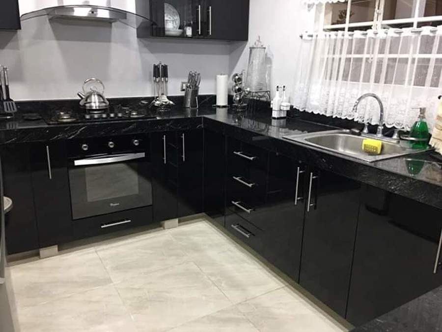 Cocína negro y blanco