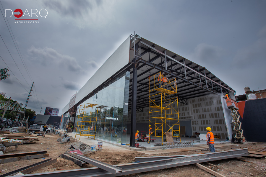 CONSTRUCCIÓN COMERCIAL