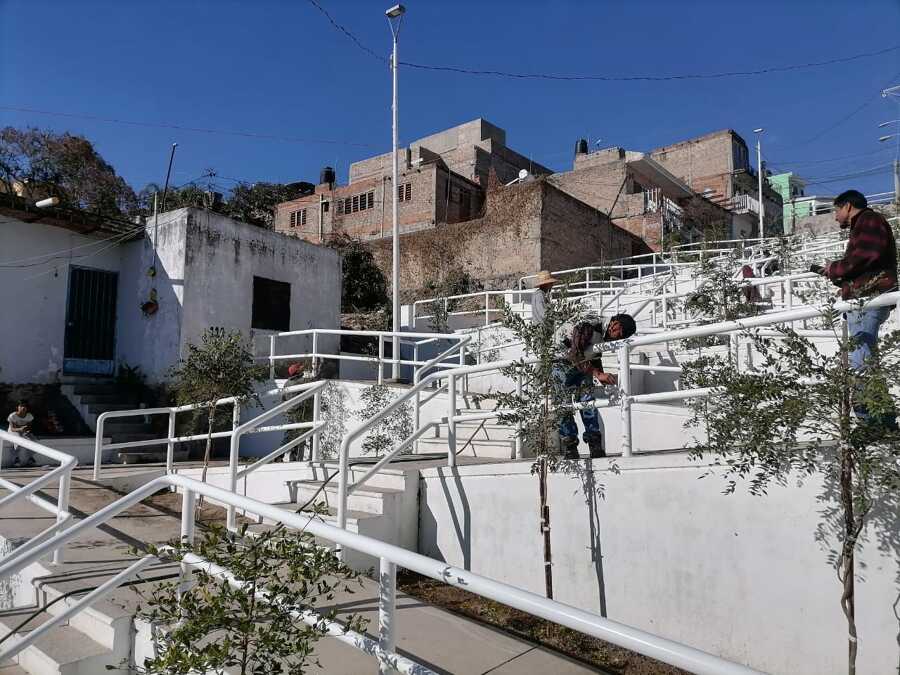 MEJORAMIENTO DEL ENTORNO URBANO