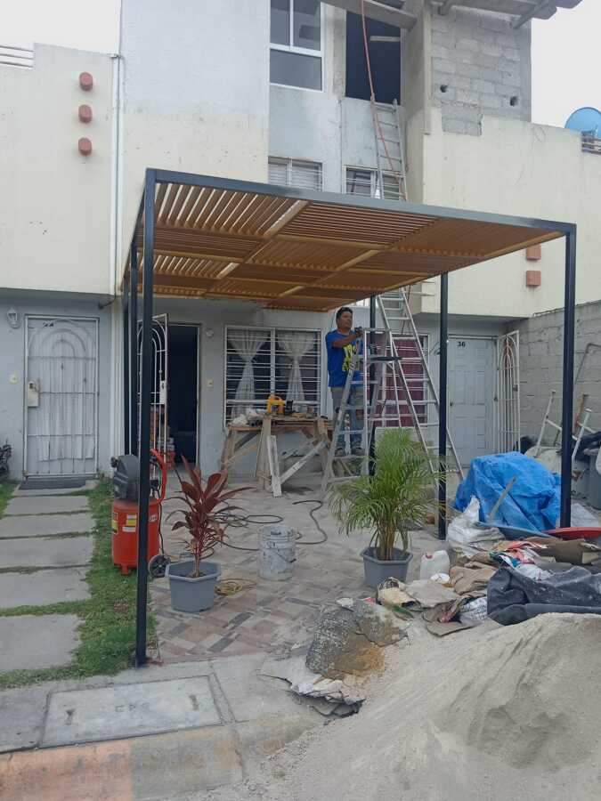 Pérgola en patio