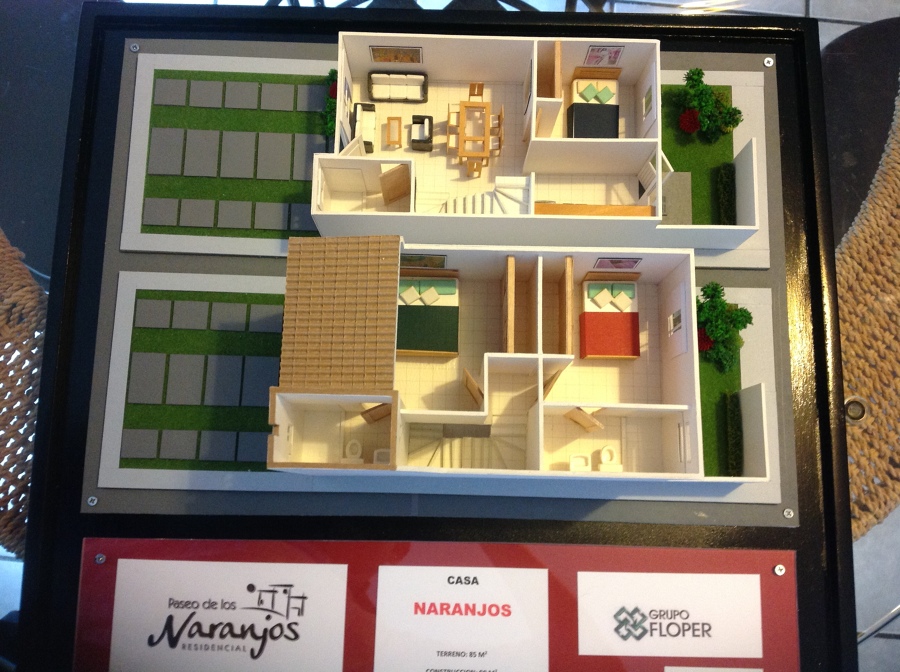 Maqueta de casa tipo visitable.