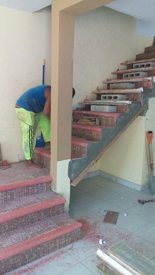 REMODELACION DE ESCALERA