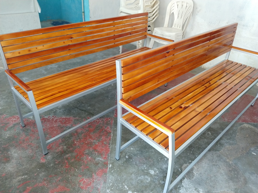 Fabricación de bancas de herrería y madera
