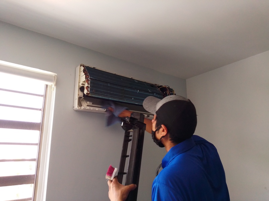 Mantenimiento en climas y refrigeración