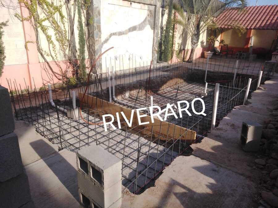 Comienzo de construcción de alberca