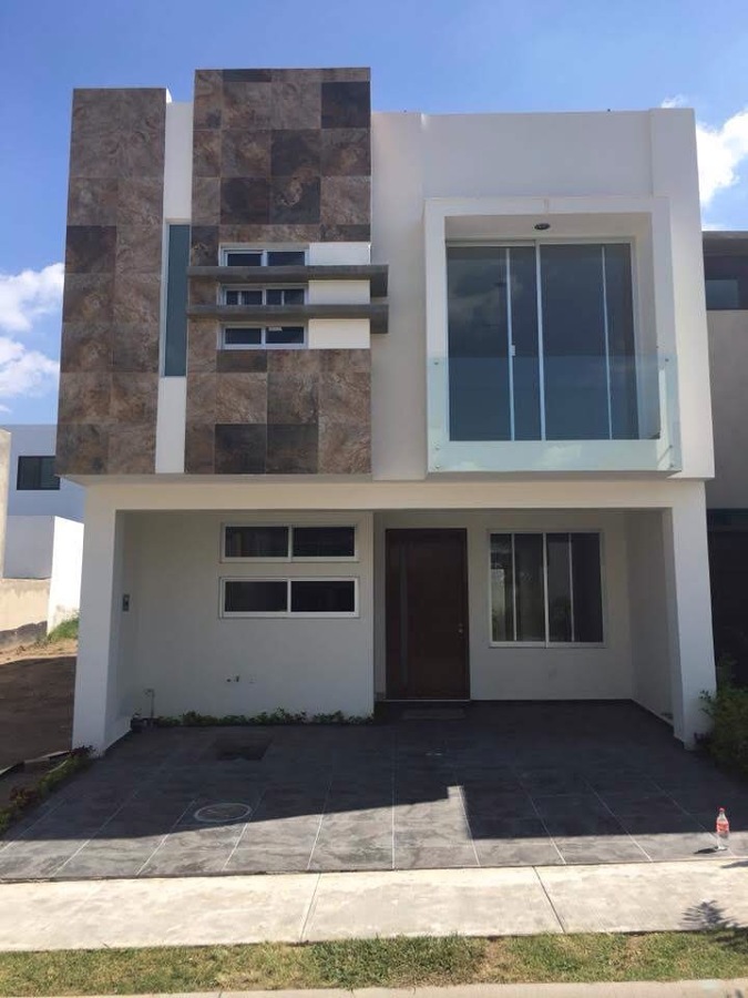 Casa 2 plantas con Roof Garden en La cima de Zapopan