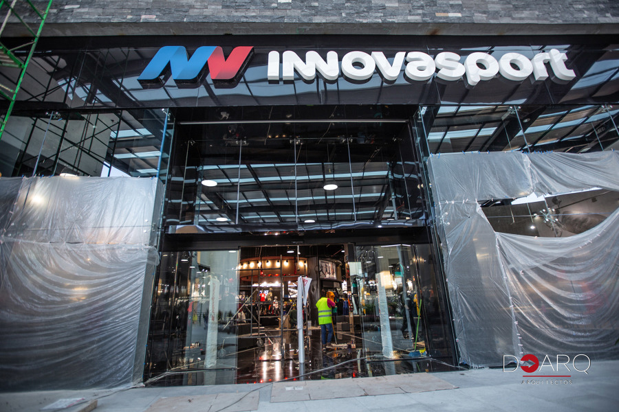 FACHADA TIENDA DEPORTIVA