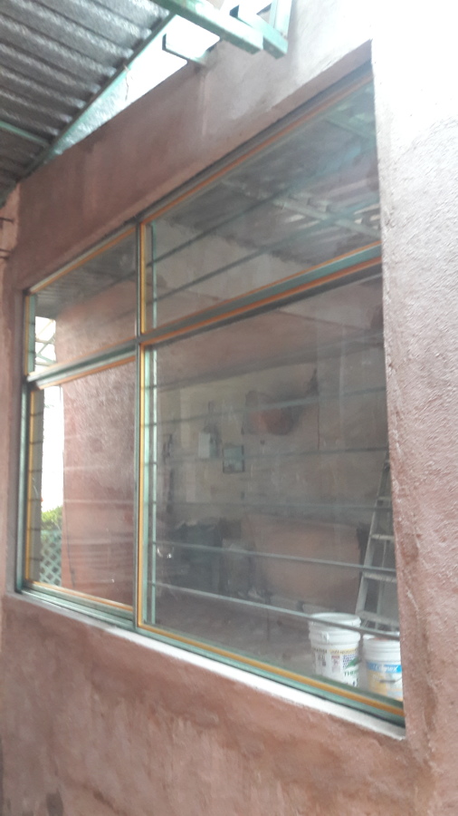 VENTANA DE ZINTRO