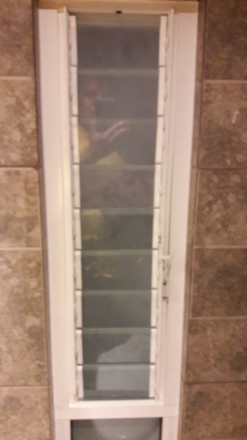 CELOSÍAS DE BAÑO