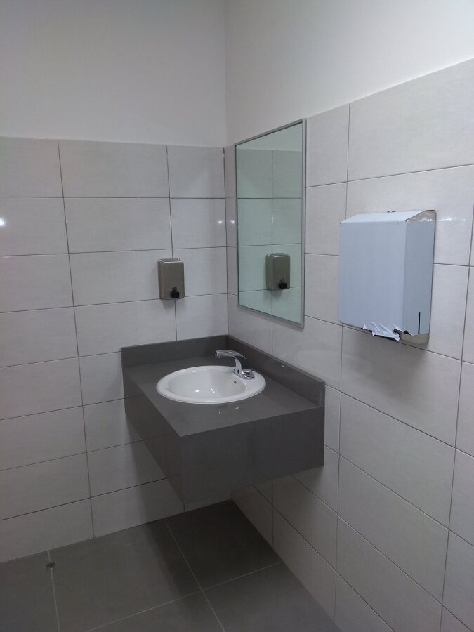 CUBIERTAS Y ACCESORIO DE BAÑOS