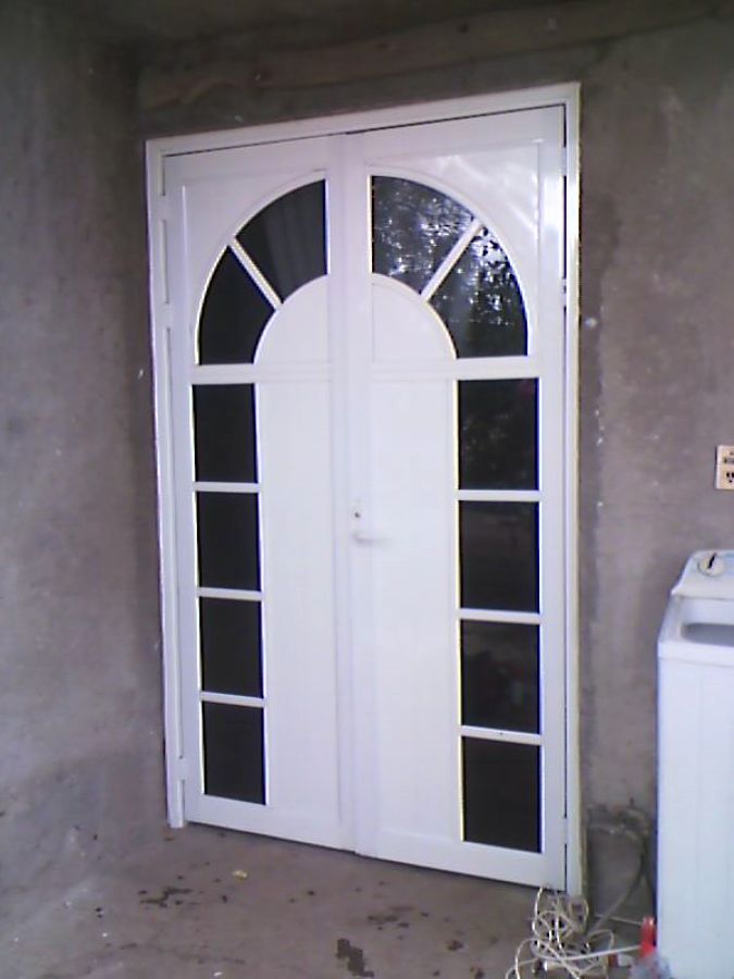 puerta dos hojas avatibas con cercha