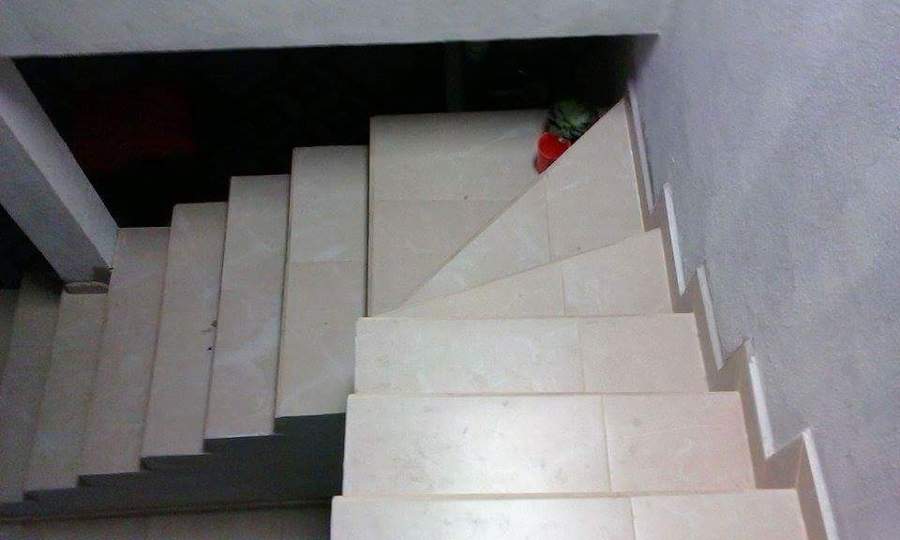 escalera y loseta terminada