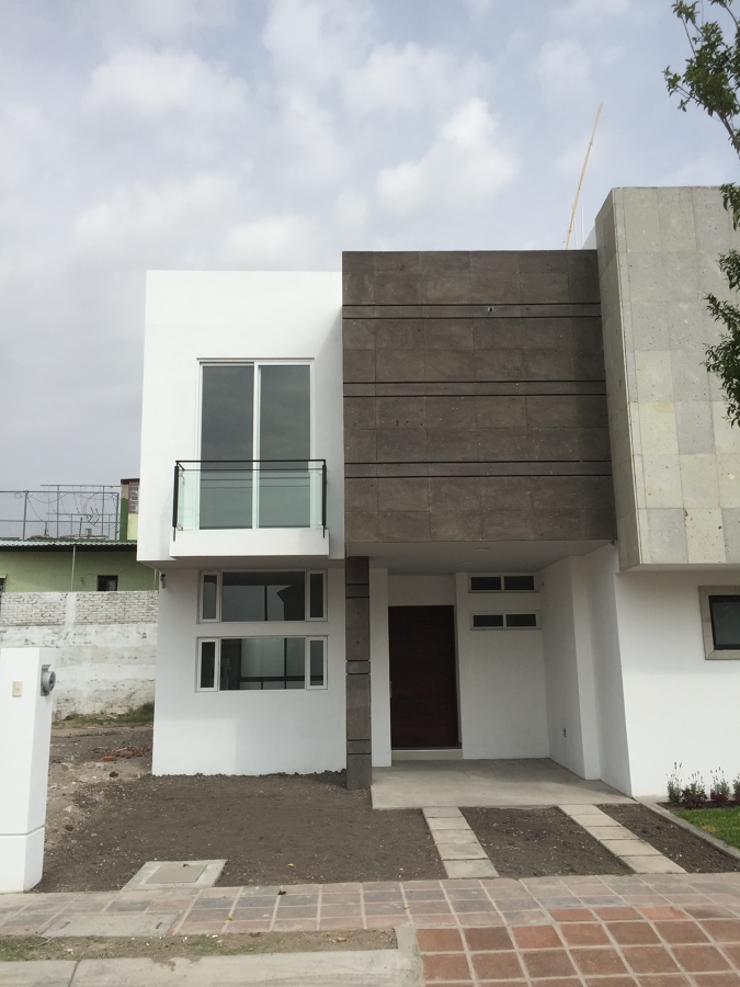 Fachada Casa M107