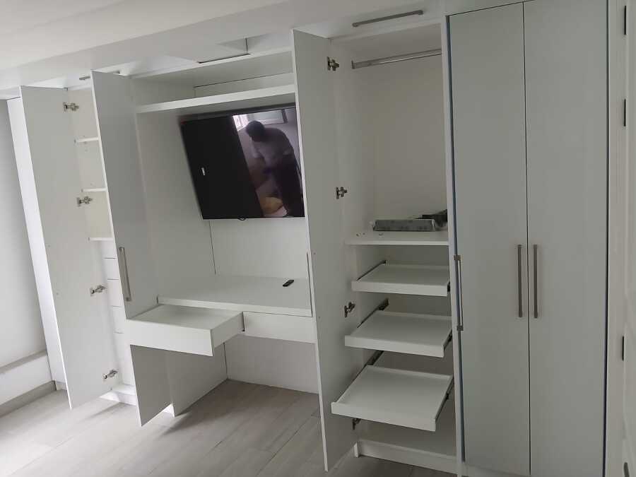 Mueble de madera