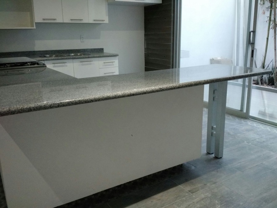 COCINA EN GRANITO GRISSAL Y MDF