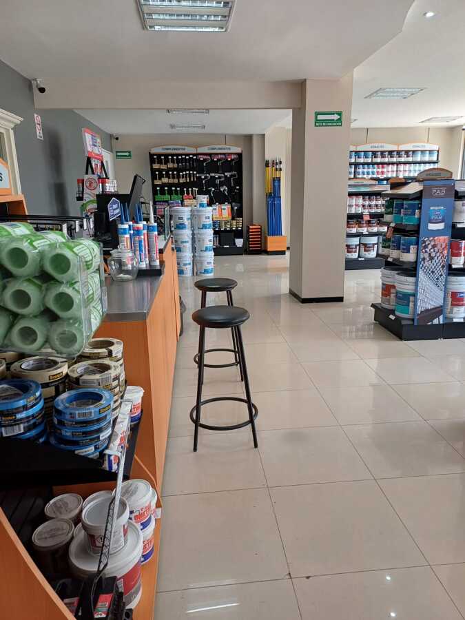 INTERIOR TIENDA