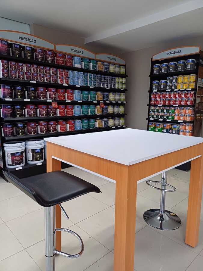 INTERIOR TIENDA