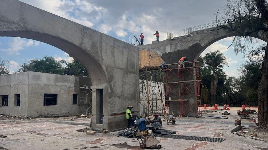 SOUVENIRS, BATHROOMS Y KITCHENS