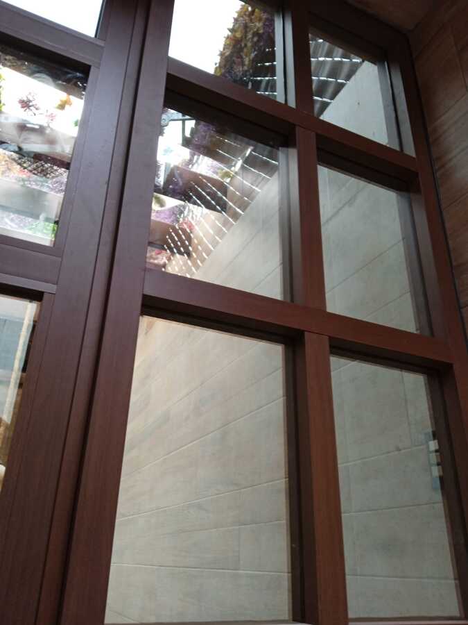 Ventana abatible
